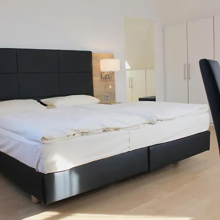 Alte Nagelschmiede Hotel *
